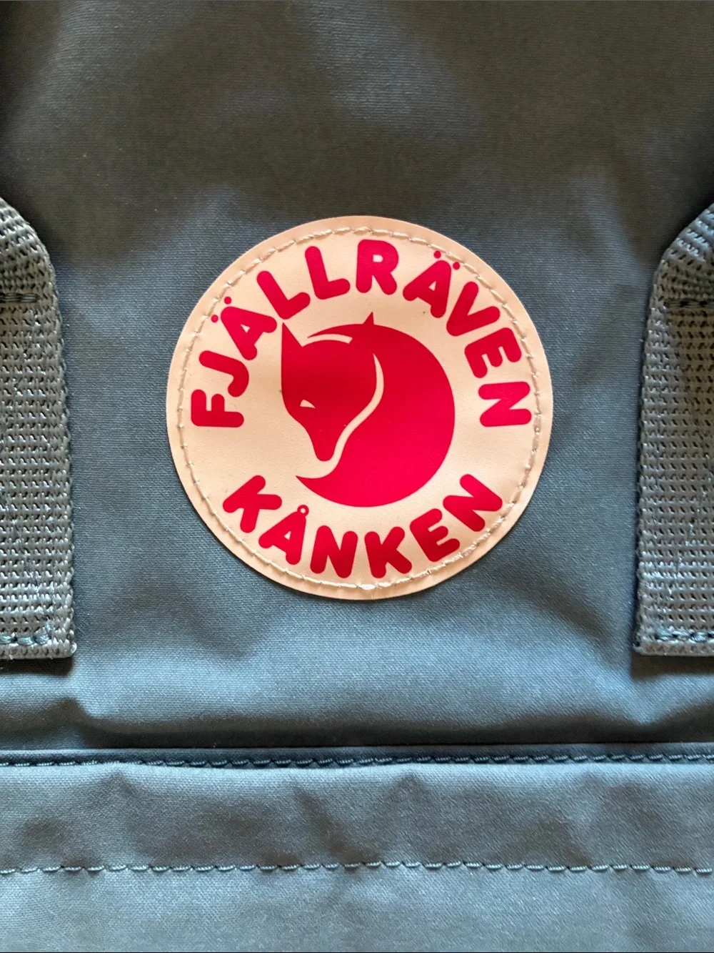 FJALLRAVEN NWOT kanken 15” Backpack - Sage Green